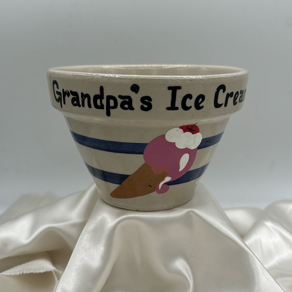 RRP Robinson-Ransbottom Co. 6” Bowl, “Grandpa’s Ice Cream”